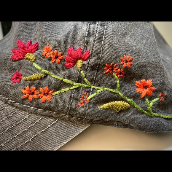 Embroidered Floral Hat - Picture 2 of 2